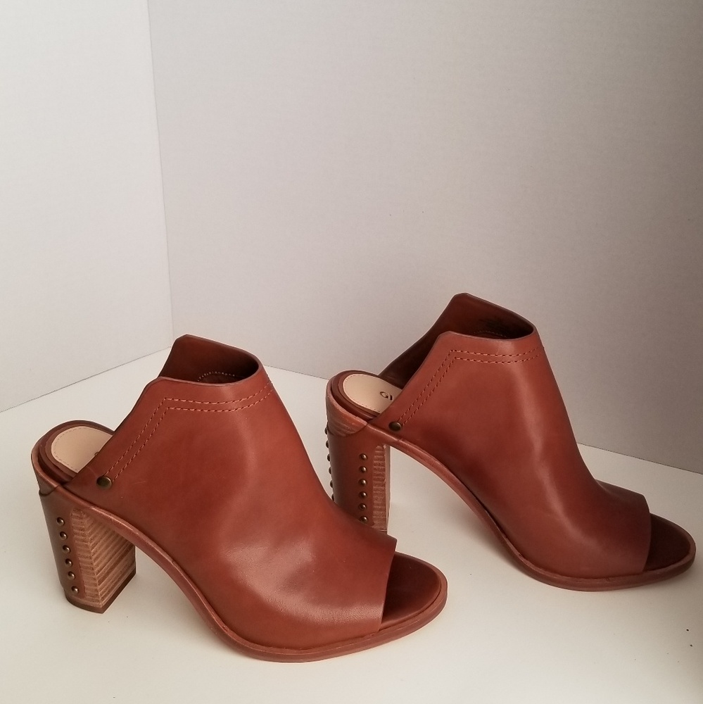 Gianni Bini Cognac Studded Mules